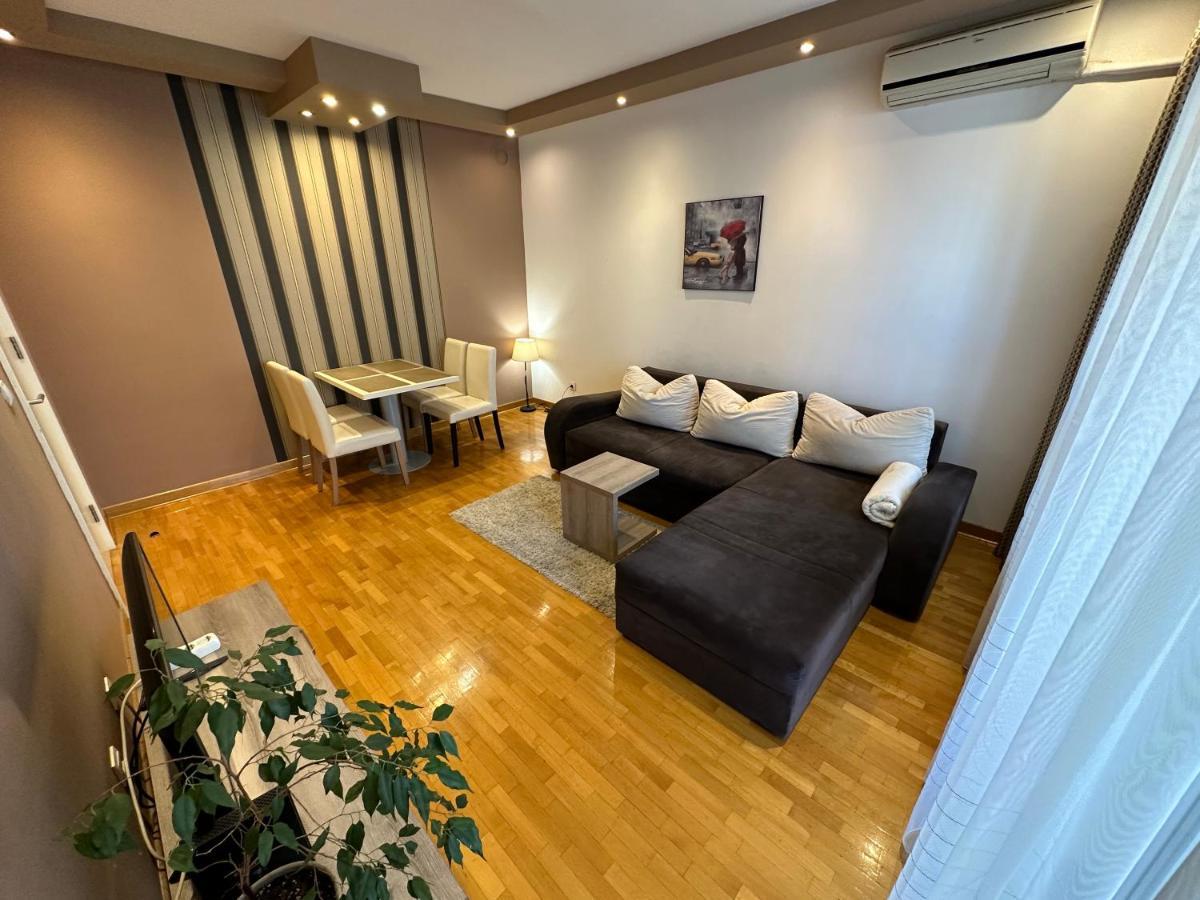 Nevena Belville Apartments Belgrad Exteriör bild