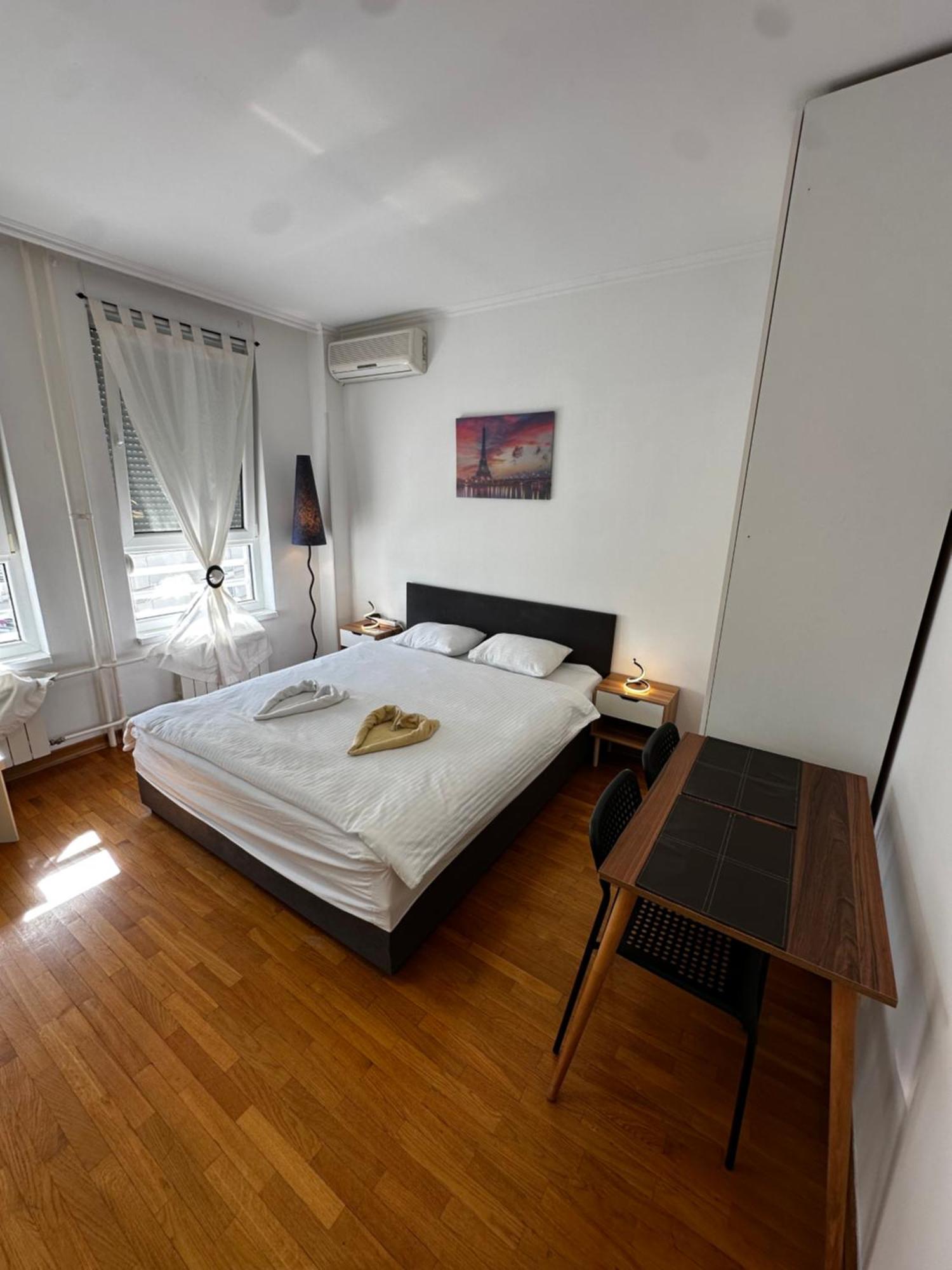 Nevena Belville Apartments Belgrad Rum bild