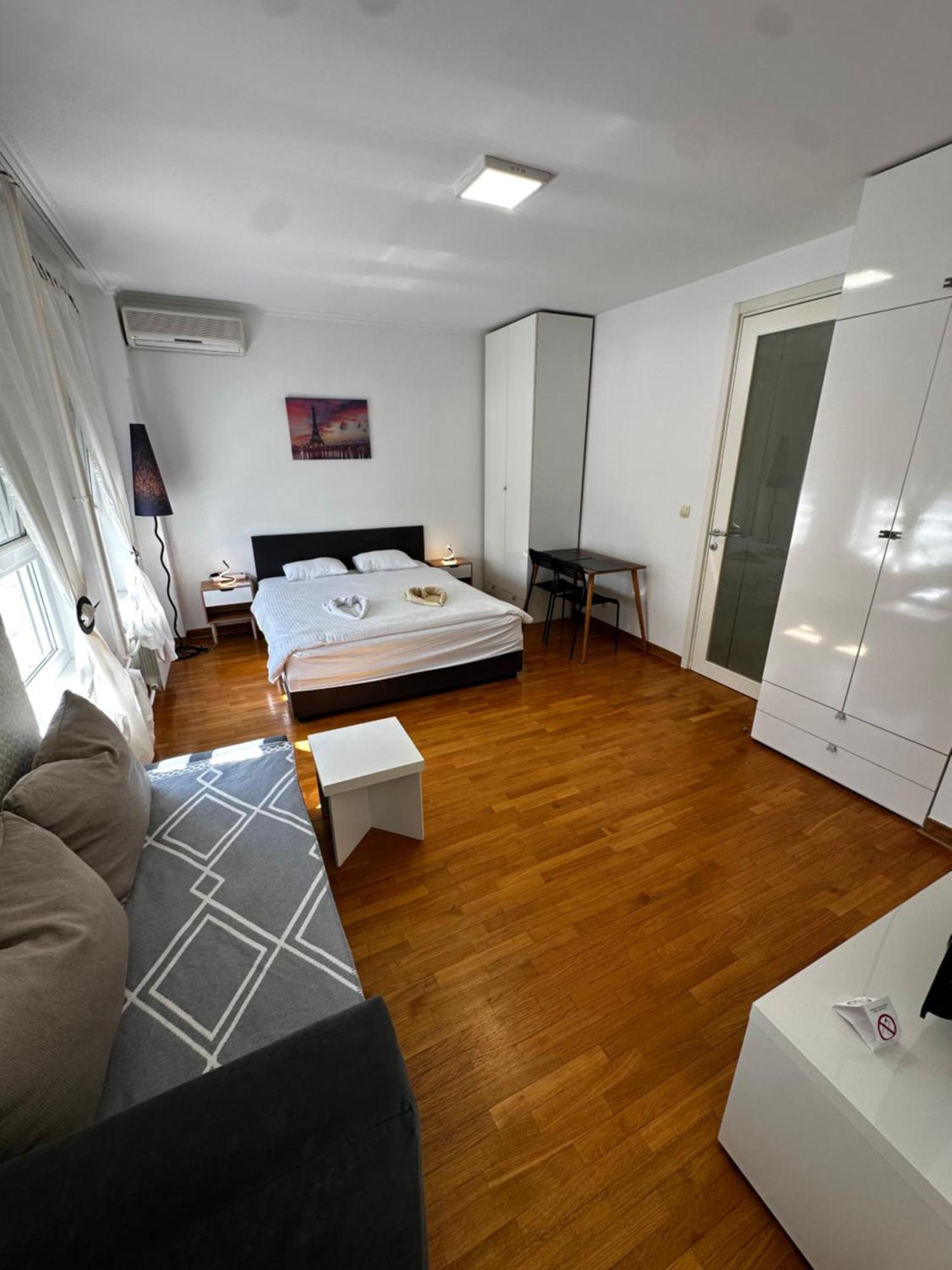 Nevena Belville Apartments Belgrad Exteriör bild
